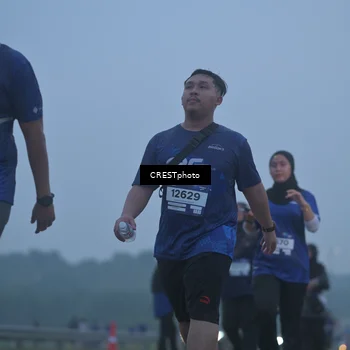 Runner Photo 7548995