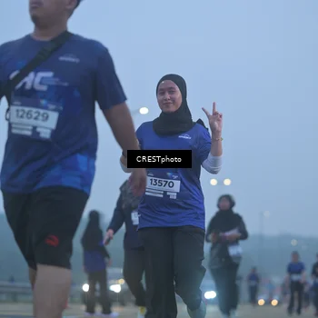Runner Photo 7549004
