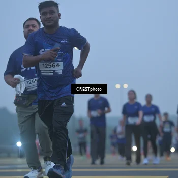 Runner Photo 7549034