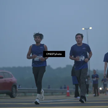 Runner Photo 7549038