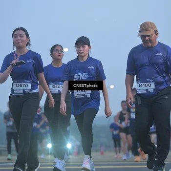 Runner Photo 7549051