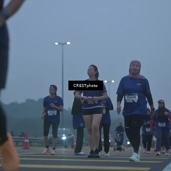 Runner Photo 7549068