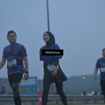 Runner Photo 7549100