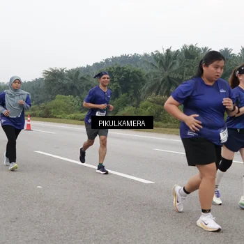 Runner Photo 7549334