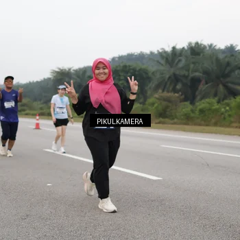 Runner Photo 7549360