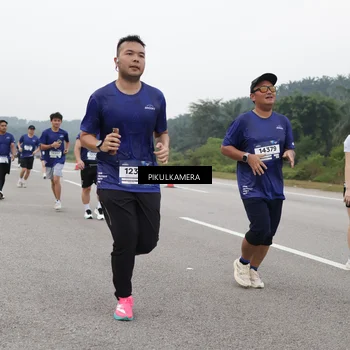 Runner Photo 7549383