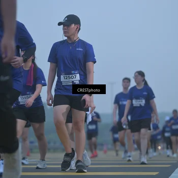 Runner Photo 7549452