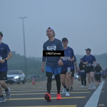 Runner Photo 7549577