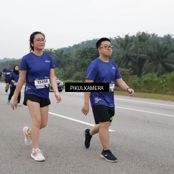 Runner Photo 7549588