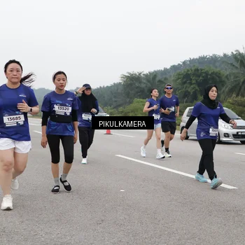 Runner Photo 7549616
