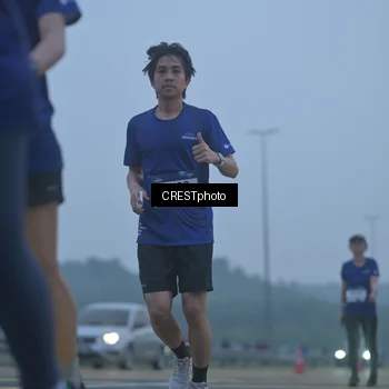Runner Photo 7549656