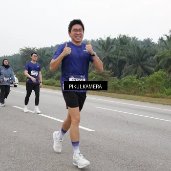 Runner Photo 7549733