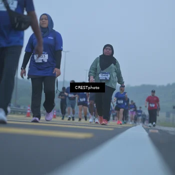 Runner Photo 7549772