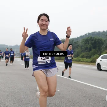Runner Photo 7549877