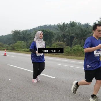 Runner Photo 7549893