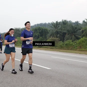Runner Photo 7549898