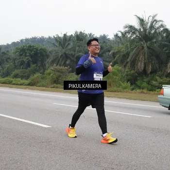 Runner Photo 7549902