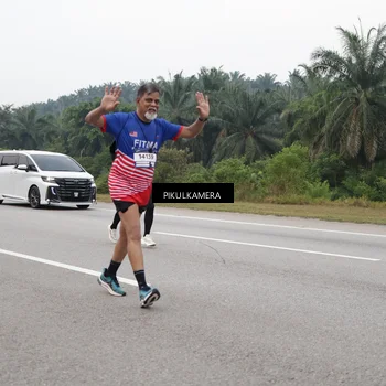 Runner Photo 7549905