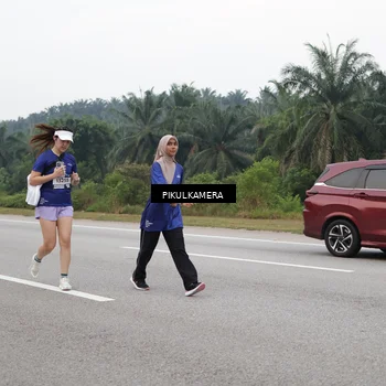 Runner Photo 7549910