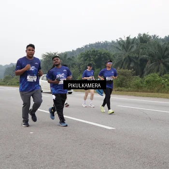 Runner Photo 7549913
