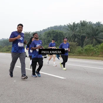 Runner Photo 7549914