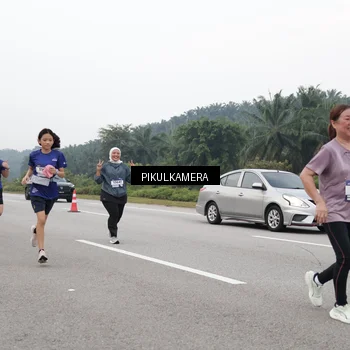 Runner Photo 7549925