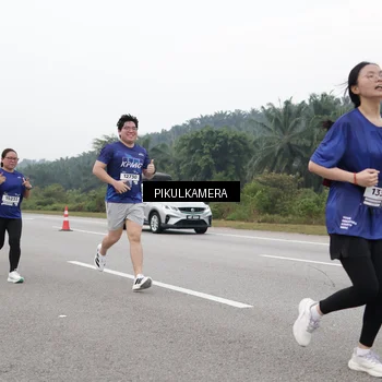Runner Photo 7549932