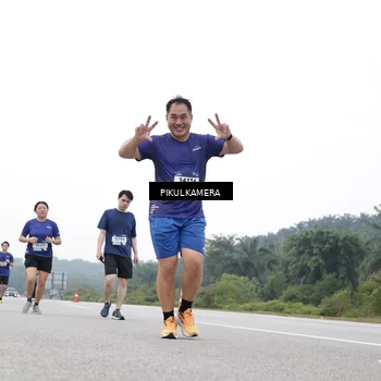 Runner Photo 7549940