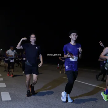 Runner Photo 7549944