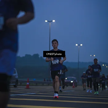 Runner Photo 7549957