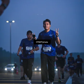 Runner Photo 7549992