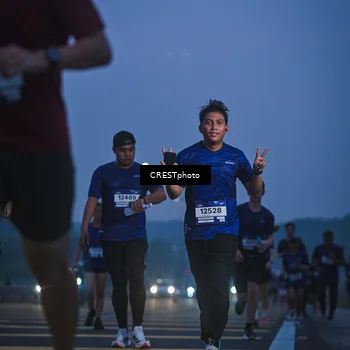 Runner Photo 7549993
