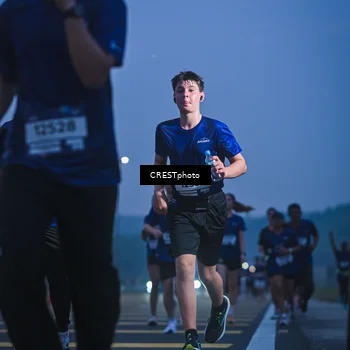 Runner Photo 7550001