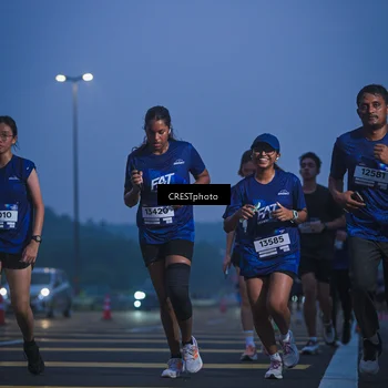 Runner Photo 7550004