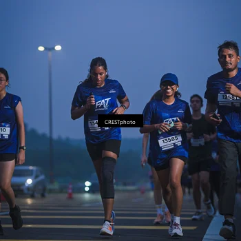Runner Photo 7550005