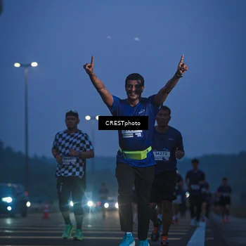 Runner Photo 7550020