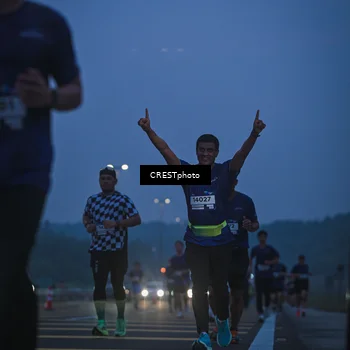 Runner Photo 7550027