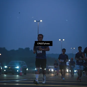 Runner Photo 7550033
