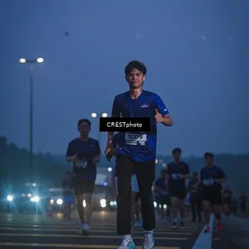 Runner Photo 7550039