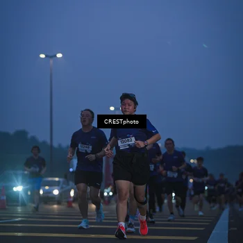 Runner Photo 7550044