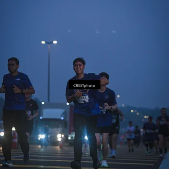 Runner Photo 7550058