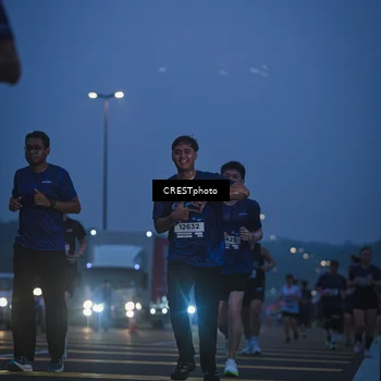 Runner Photo 7550073