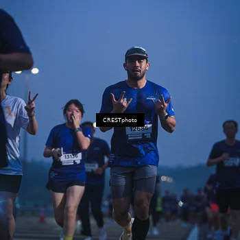 Runner Photo 7550091