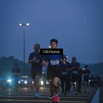 Runner Photo 7550104