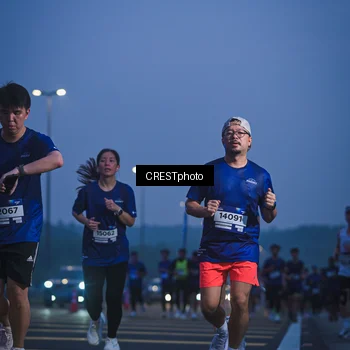 Runner Photo 7550105