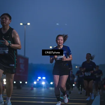 Runner Photo 7550106