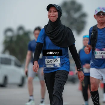 Runner Photo 7550135