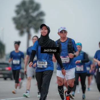 Runner Photo 7550136