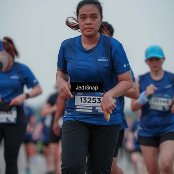 Runner Photo 7550145