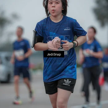 Runner Photo 7550160